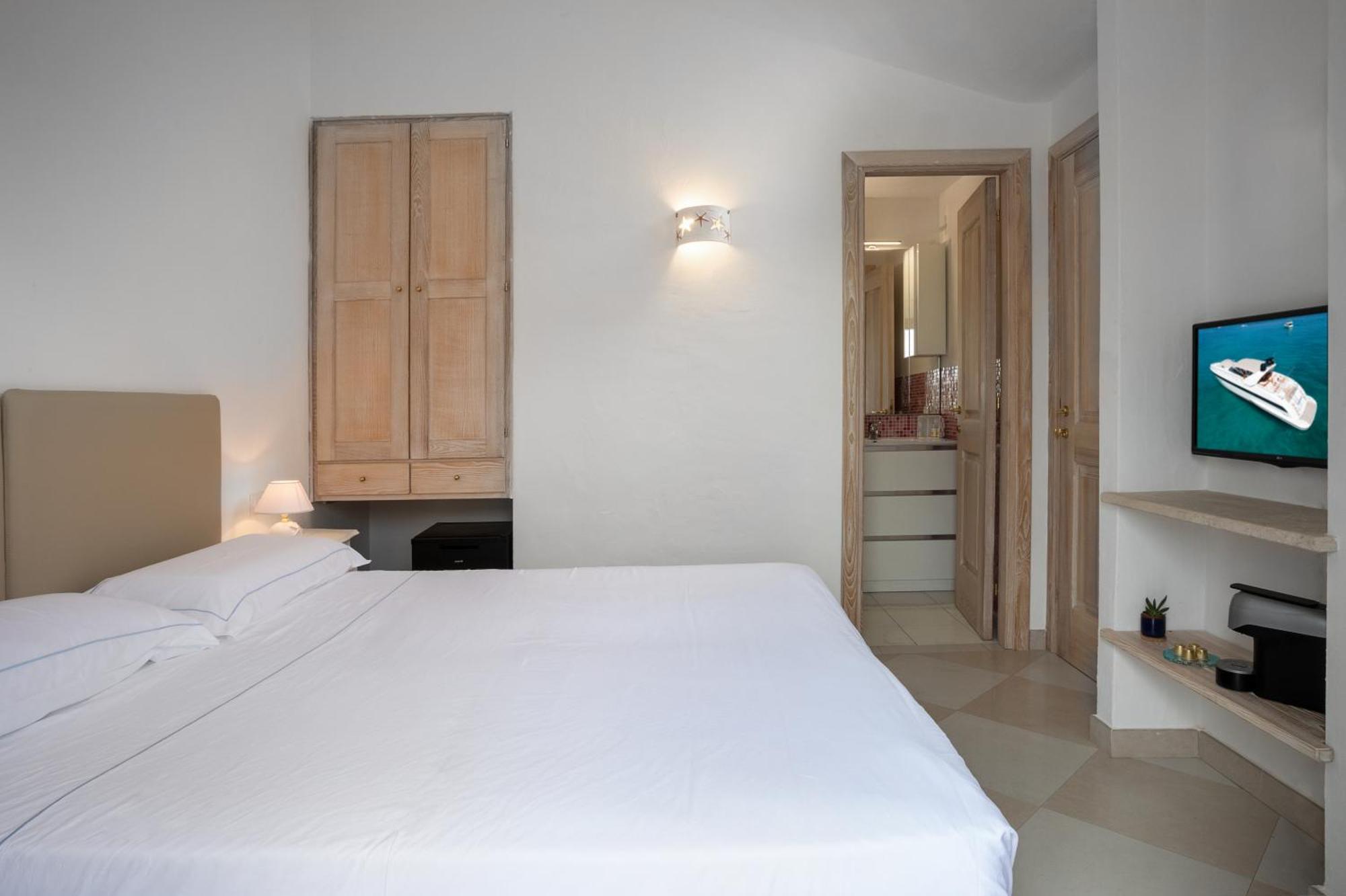 The Square Depandance Bed and Breakfast Cannigione Eksteriør billede